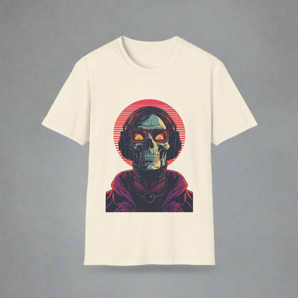Beige t-shirt with a colorful skull design